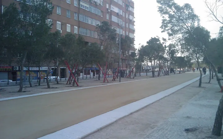 Piso en Avenida Manzanares, 200, Moscardó - Foto 1