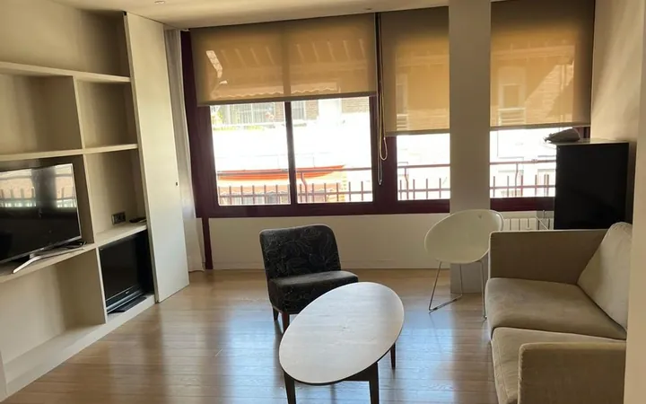 Piso en Calle de la Constancia, 35 - Foto 1