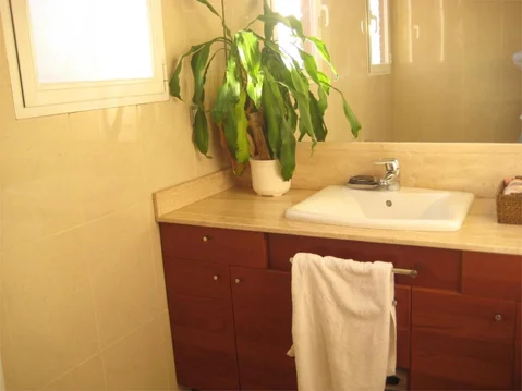 Piso en  Avenida del Comandante Franco 27 - Foto 8