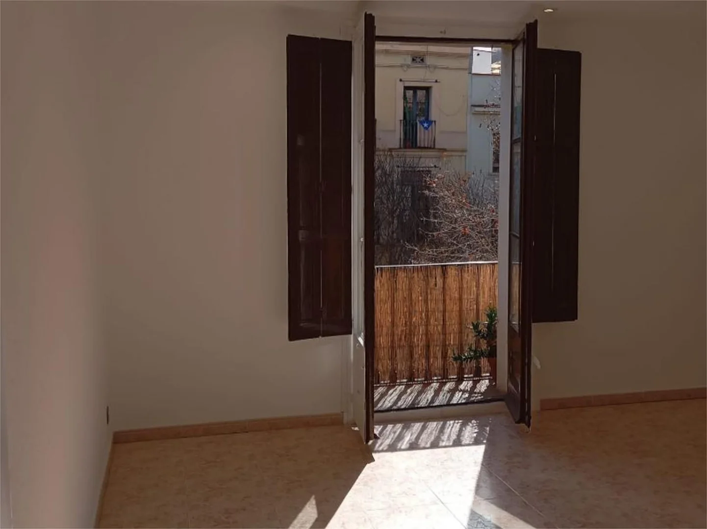 Piso en  Carrer del Comte Borrell 61 - Foto 8