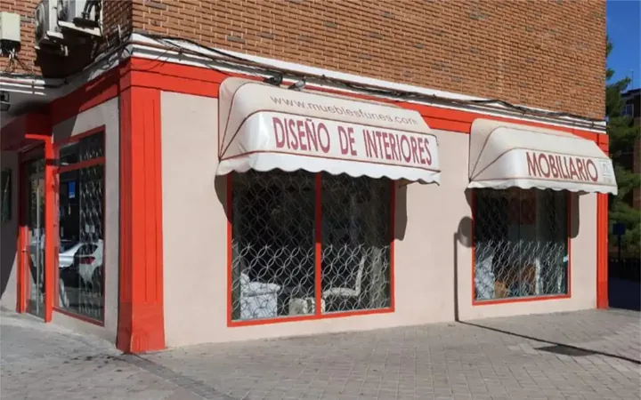Local comercial en  Calle de San Claudio 69 - Foto 3