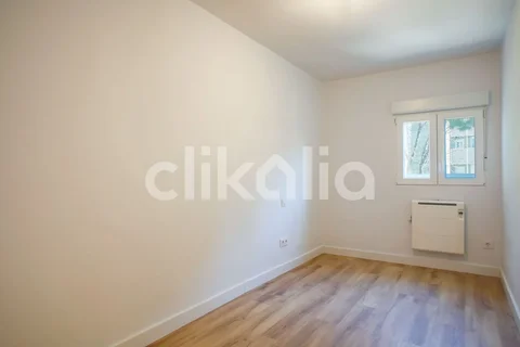 Piso en calle de Avefría - Foto 9