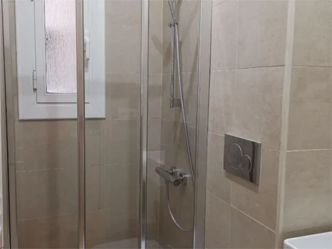 Piso en  Carrer del Marquès de Sentmenat 93 - Foto 4