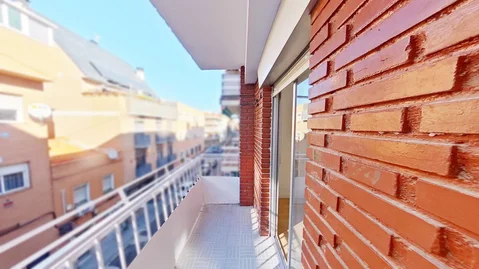 Piso en Barrio Palomeras sureste - Foto 2