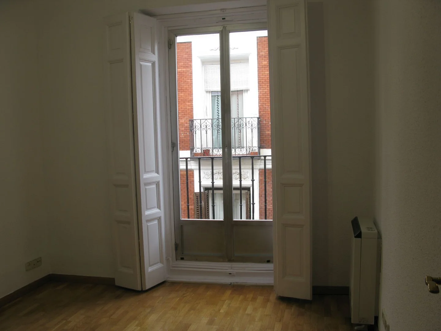 Piso en plaza de Jesús, 10 - Foto 8