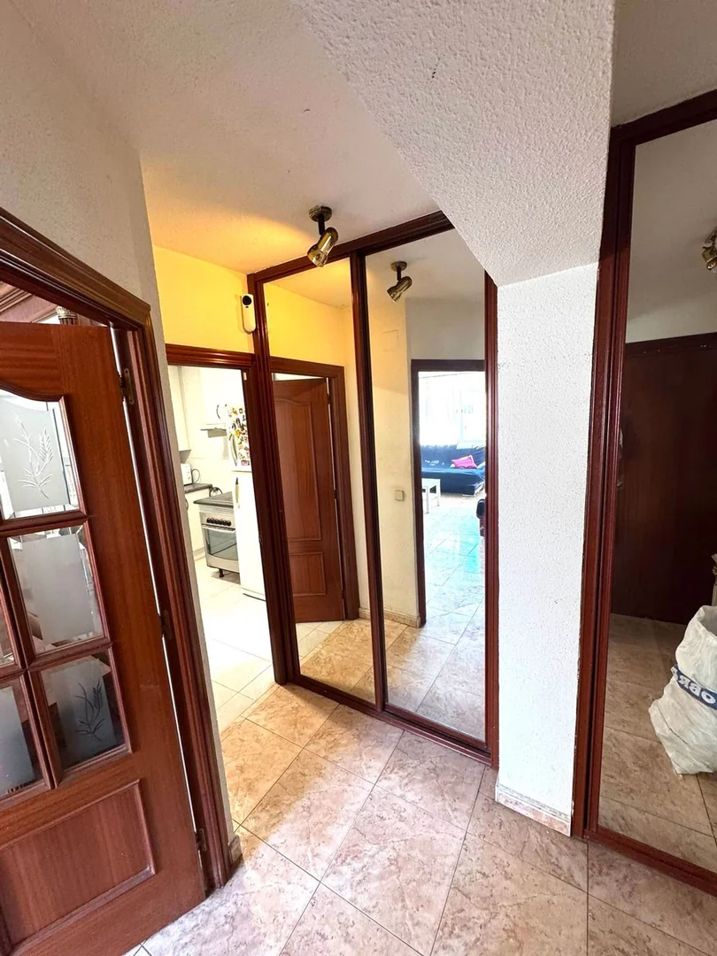 Piso en Calle Pico de los Artilleros, 114, Vinateros - Foto 3