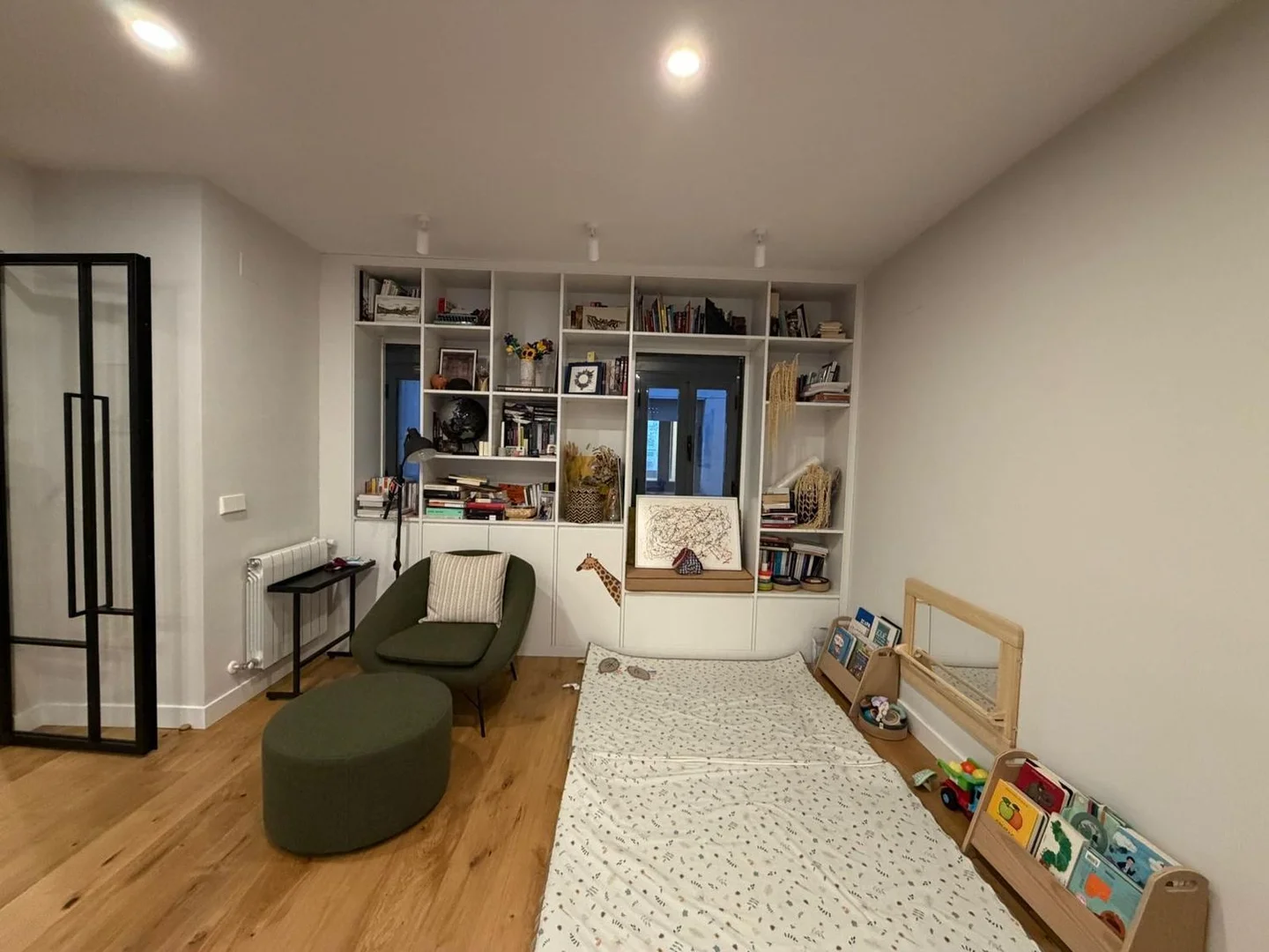 Dúplex en Barrio Trafalgar - Foto 4