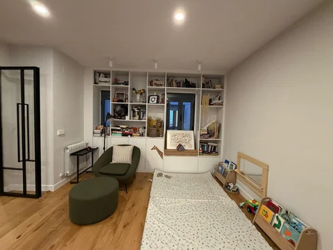 Dúplex en Barrio Trafalgar - Foto 4