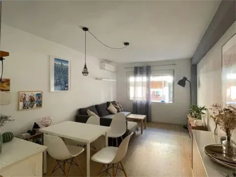 Piso en  Calle de Clara del Rey 39 - Foto 4