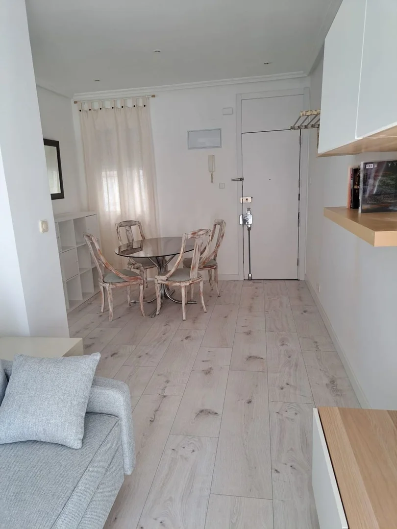 Piso en Barrio Fuente del Berro - Foto 6