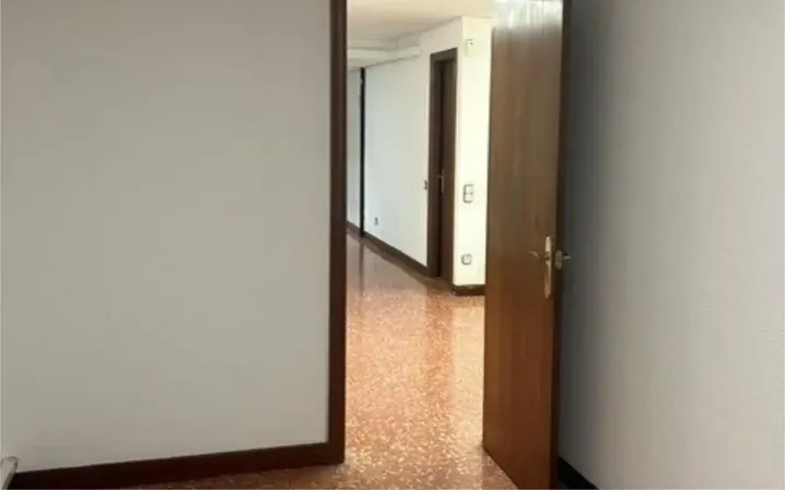 Local comercial en  Passeig de Sant Joan 109 - Foto 8