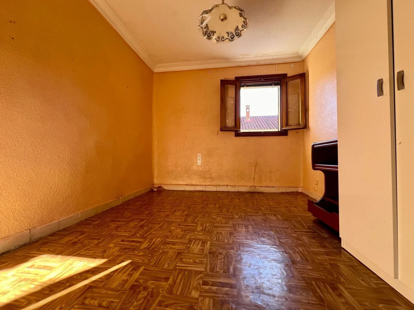 Chalet adosado en Calle de Chindasvinto, 28, San Isidro - Foto 3