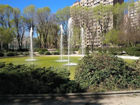 Piso en  Calle de Juan Esplandiú 4 - Foto 23