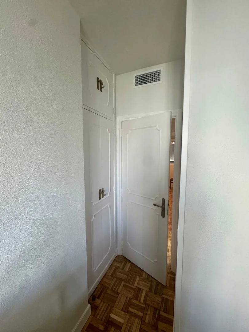 Piso en Calle de Villamanín, Lucero - Foto 26
