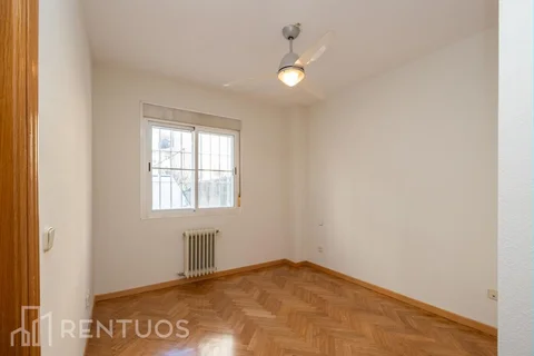 Piso en calle de Agastia - Foto 19