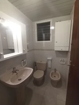 Piso en Barrio La Salut - Foto 15