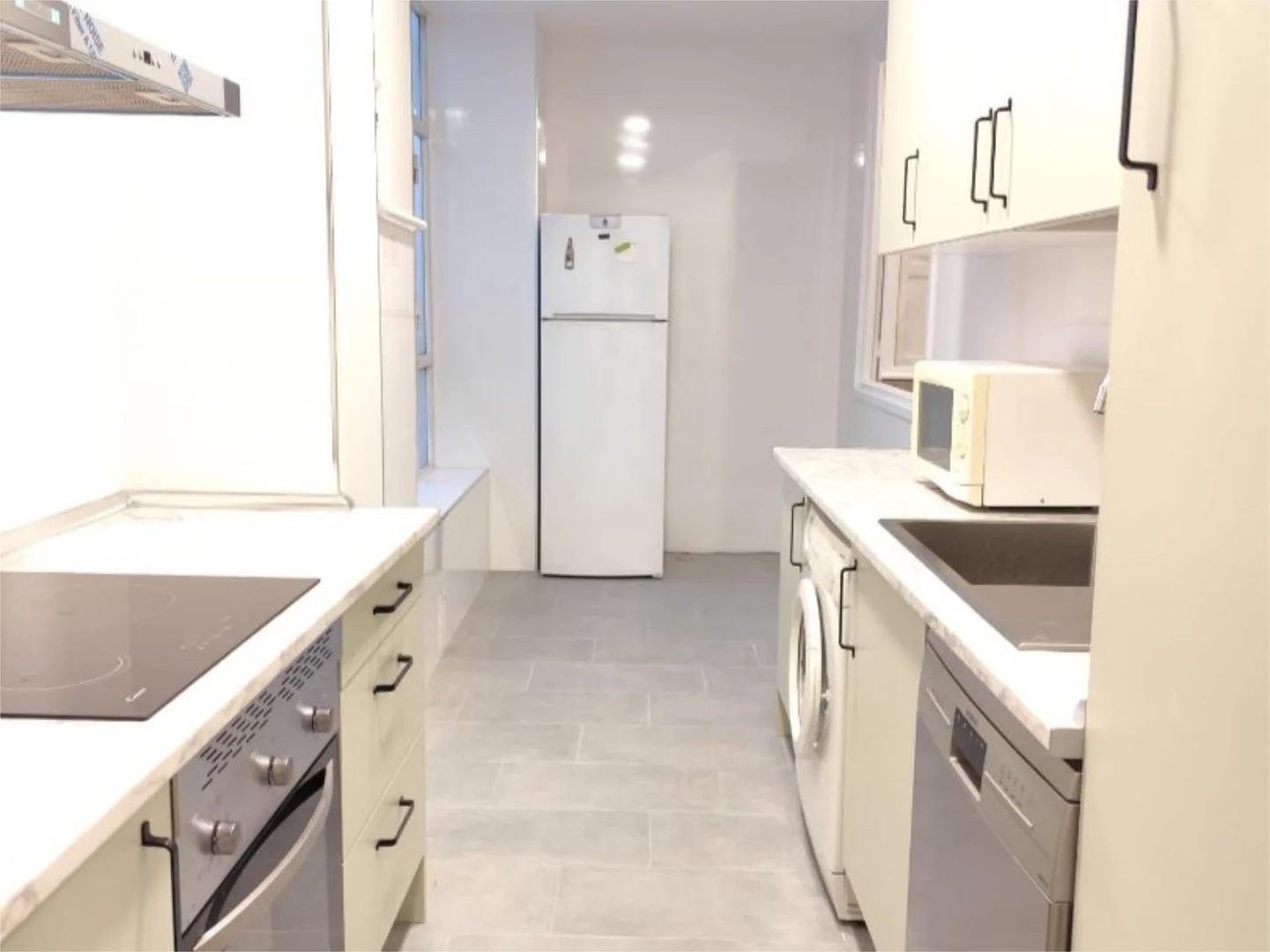 Piso en  Calle de los Reyes Magos 6 - Foto 28