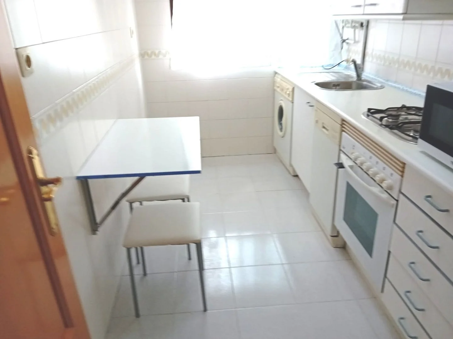 Piso en calle de la Bahía de Algeciras, 1 - Foto 5