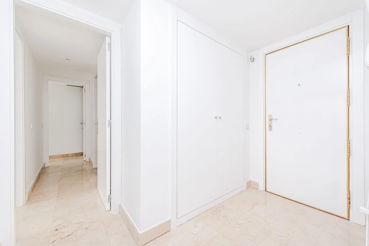 Piso en Barrio Conde Orgaz-Piovera - Foto 2