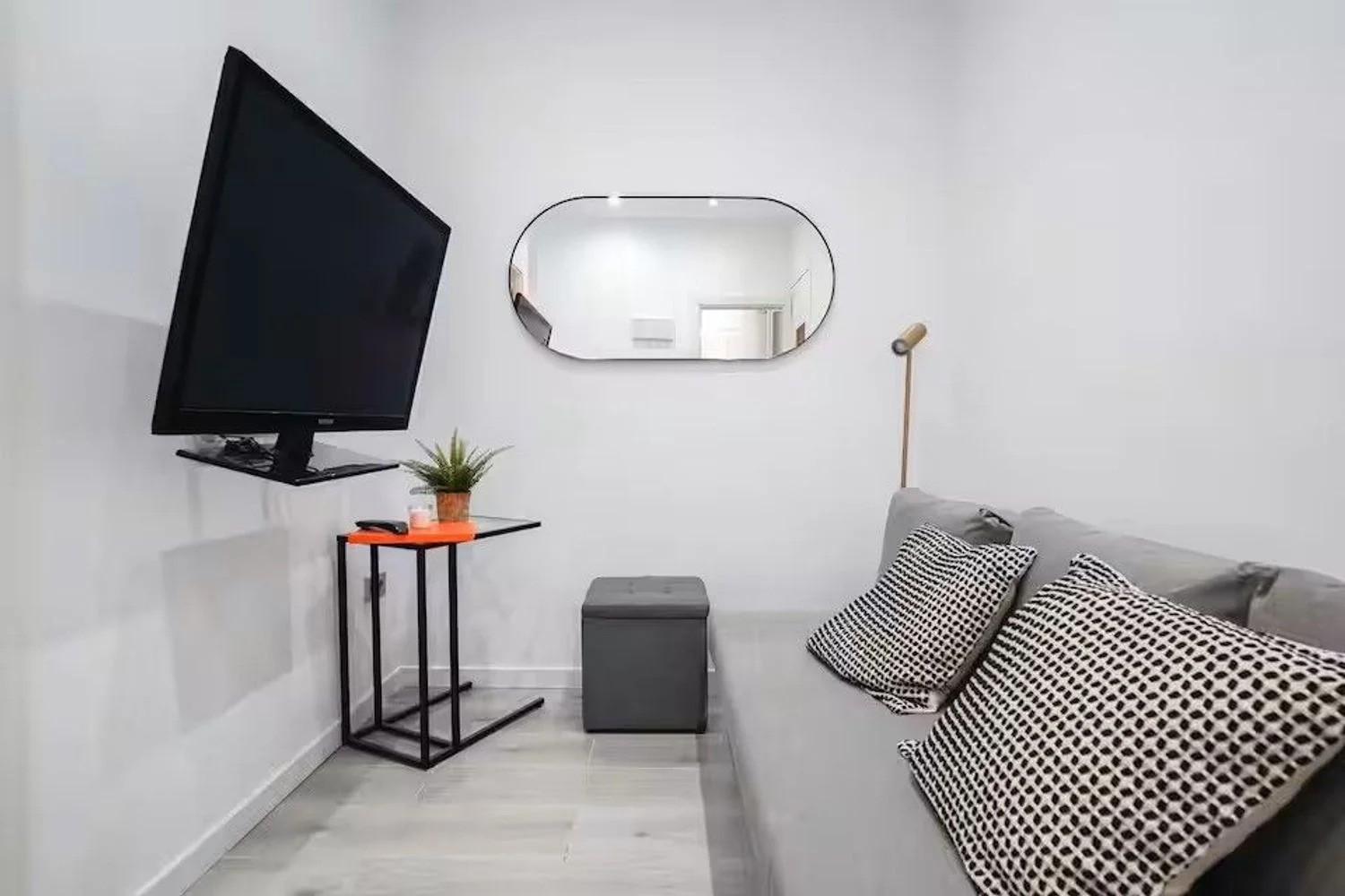 Piso en calle de San Bernardo, 121 - Foto 2