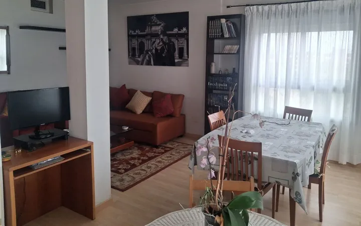 Piso en Calle de Villacastín, 16, Tres Olivos - Valverde - Foto 1