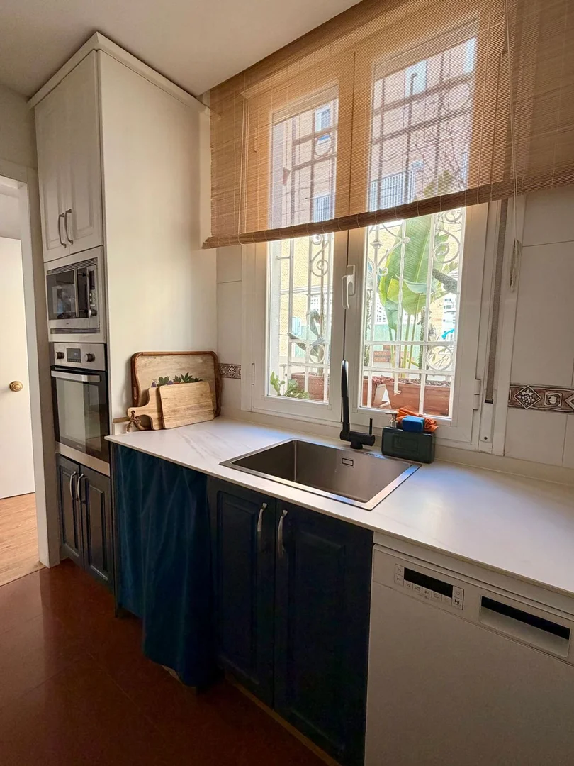 Chalet pareado en Barrio Fuente del Berro - Foto 12