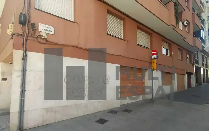 Local comercial en  Carrer de Gavà - Foto 2