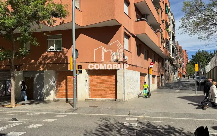 Local comercial en  Gava - Foto 3