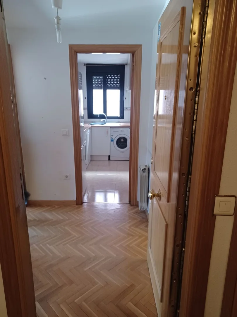 Dúplex en plaza de la Emperatriz, 14 -16