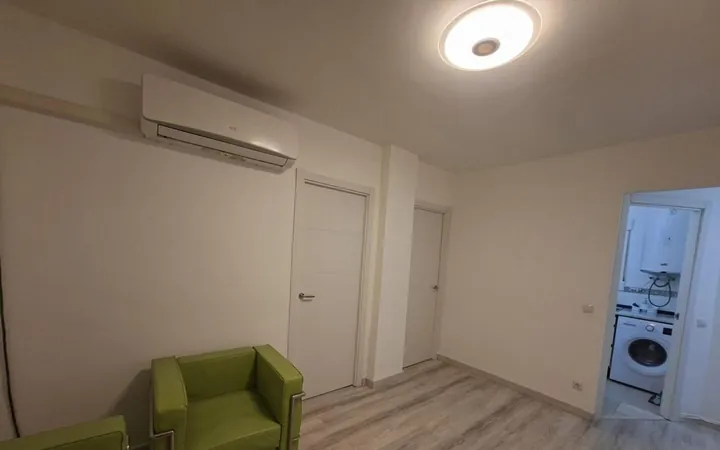 Piso en Numancia - Foto 3