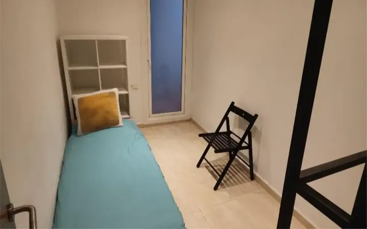 Piso en  Carrer de Josep Serrano 31 - Foto 7