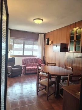 Piso en Barrio La Salut - Foto 2