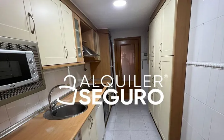 Piso en Calle Rocinante, Tres Olivos - Valverde - Foto 11