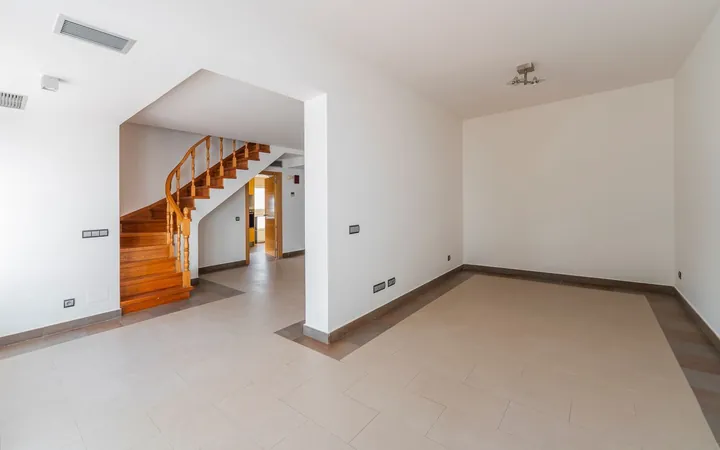 Chalet adosado en Avenida de San Luis, Apóstol Santiago - Foto 16