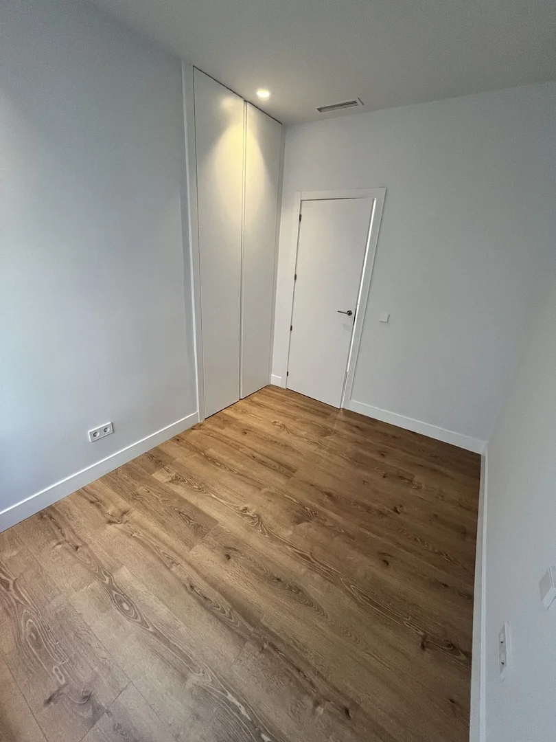 Alquiler de piso en Calle de Castelló - Foto 14