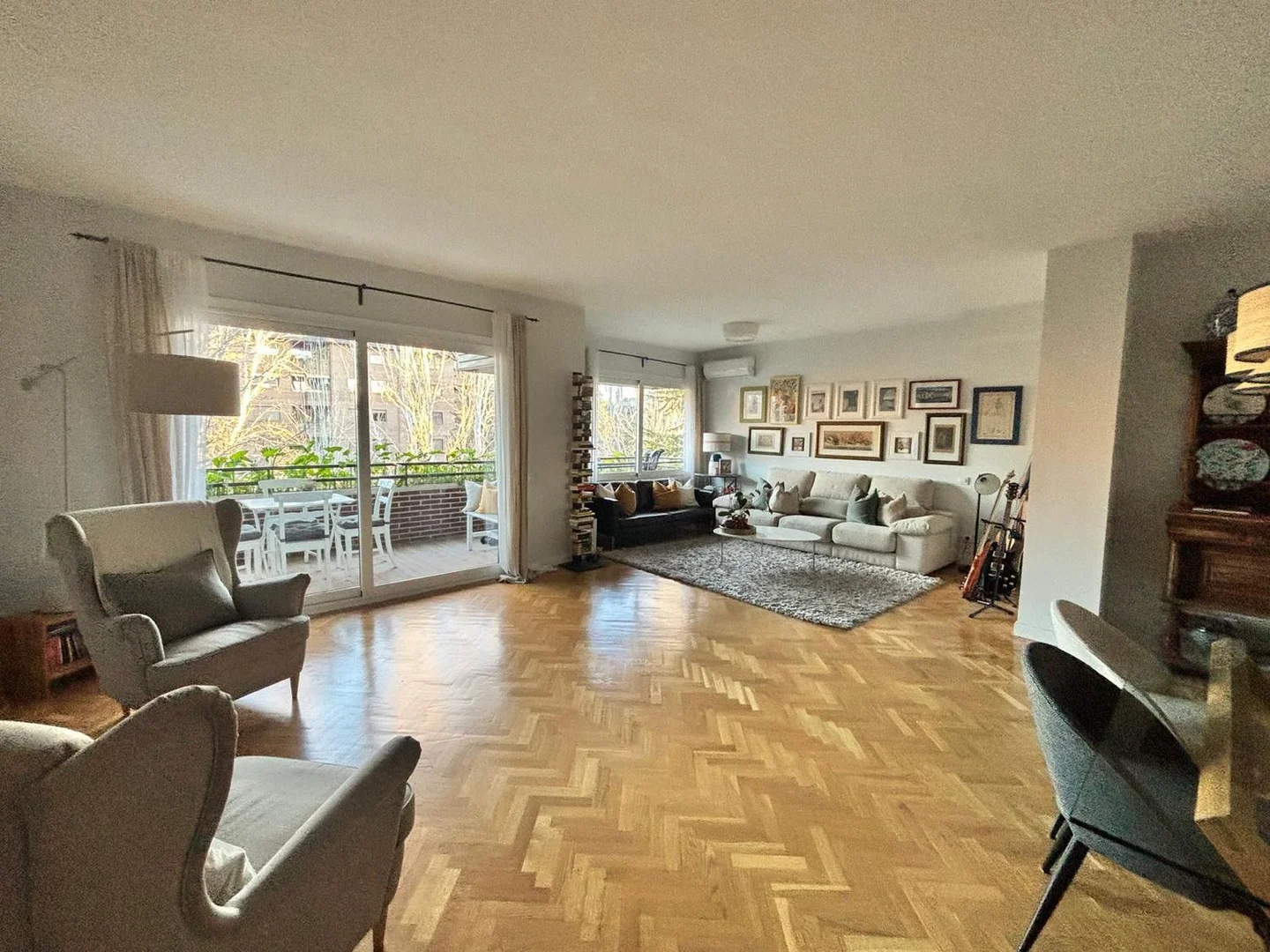 Piso en calle de Moralzarzal, 100 - Foto 2