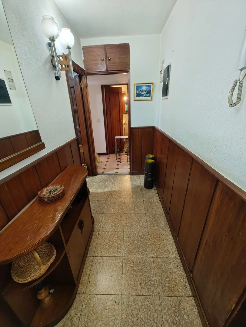 Piso en calle Tomelloso, 14 - Foto 2