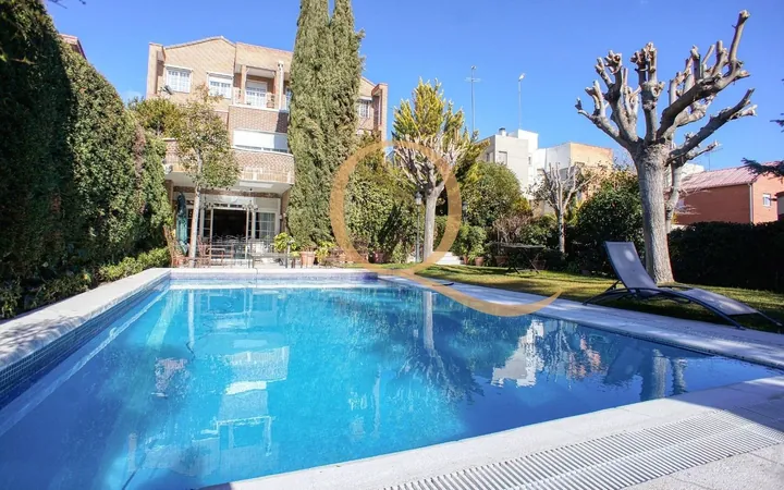 Chalet pareado en Conde Orgaz-Piovera, Conde Orgaz-Piovera - Foto 1