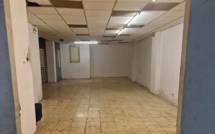 Local comercial en  Carrer de Sugranyes 1 - Foto 15