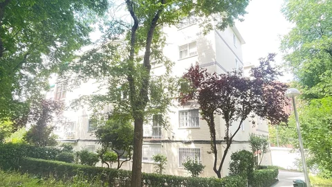 Piso en Vinateros - Foto 1