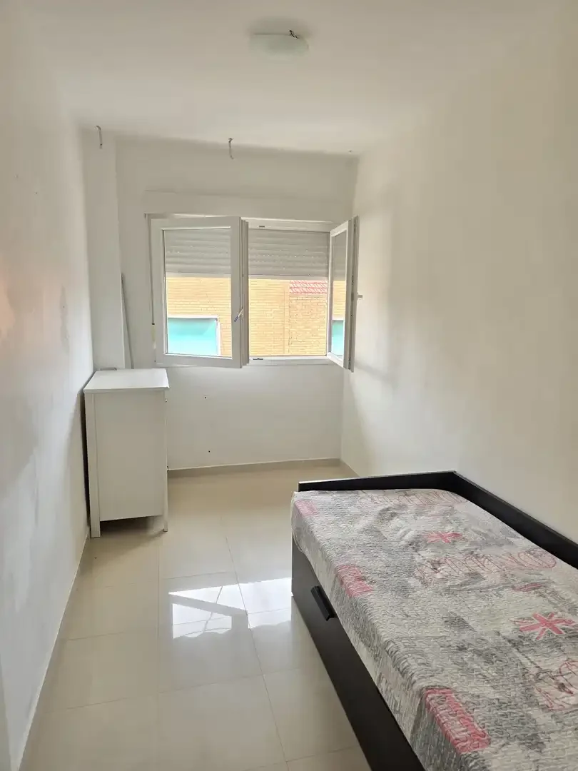 Piso en  Calle de la Verja 38 - Foto 3