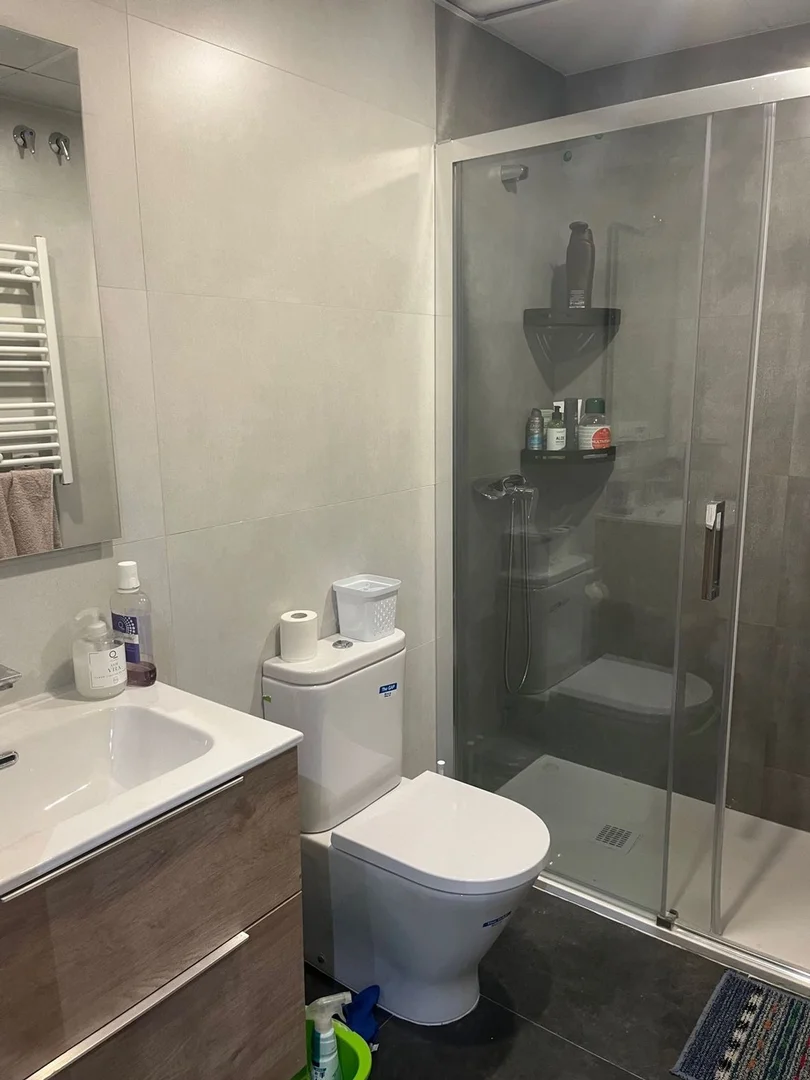 Estudio en Barrio Comillas - Foto 11