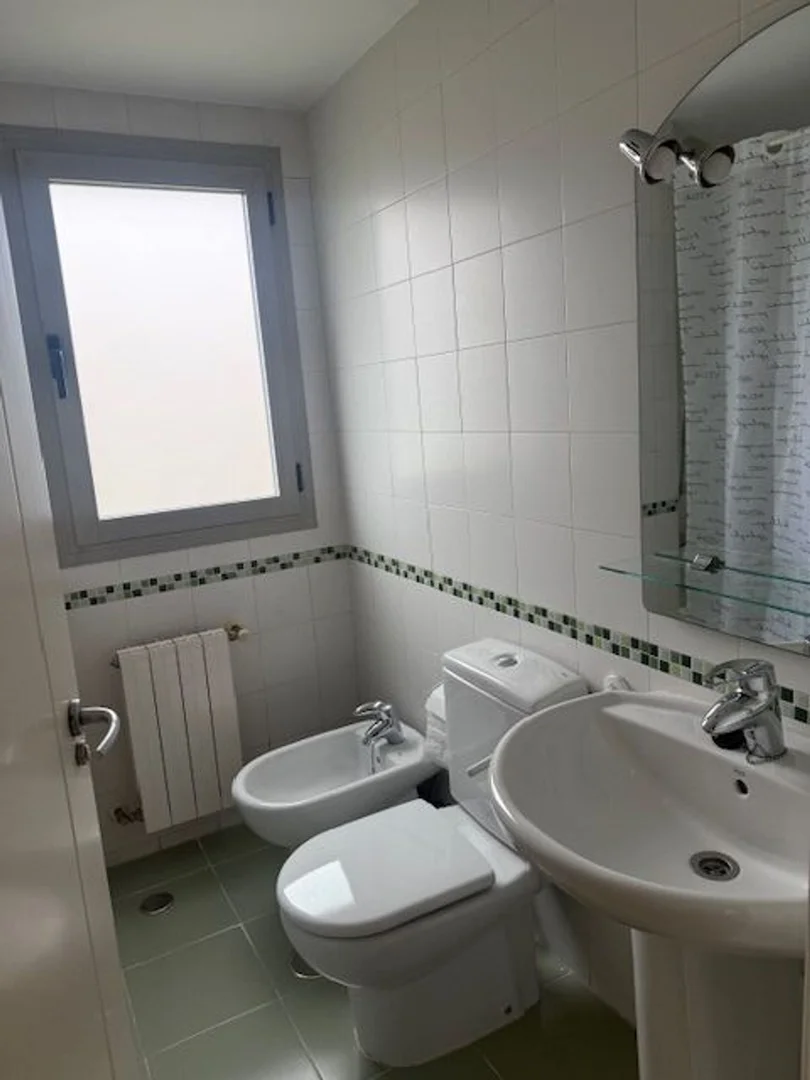 Piso en calle de María de Portugal, 42 - Foto 5