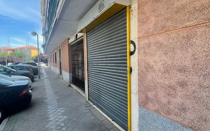 Local en Avenida de San Luis, 70, Pinar del Rey - Foto 1