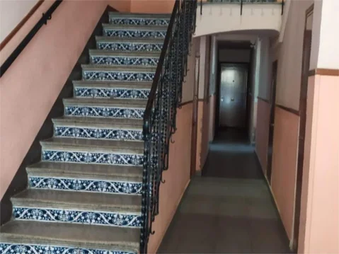 Piso en  Calle de la Coruña 11 - Foto 4