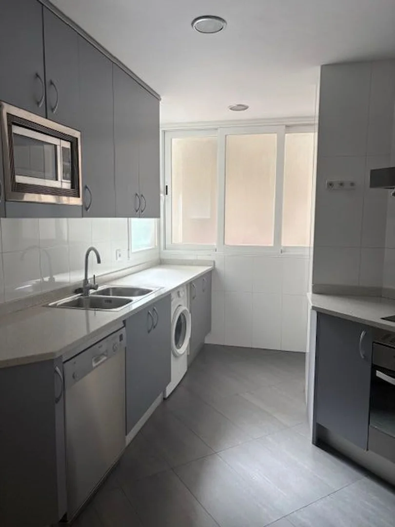 Piso en calle Reina Mercedes, 18 - Foto 4