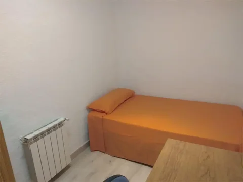 Piso en  Calle de Raimundo Fernández Villaverde 31 - Foto 9