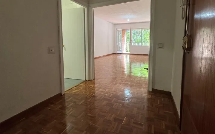 Piso en Cuatro Caminos - Foto 10