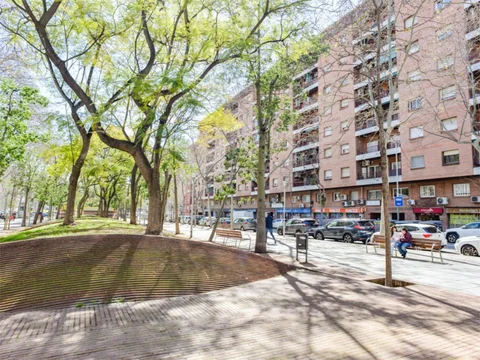 Piso en  Rambla de Prim 143 - Foto 1