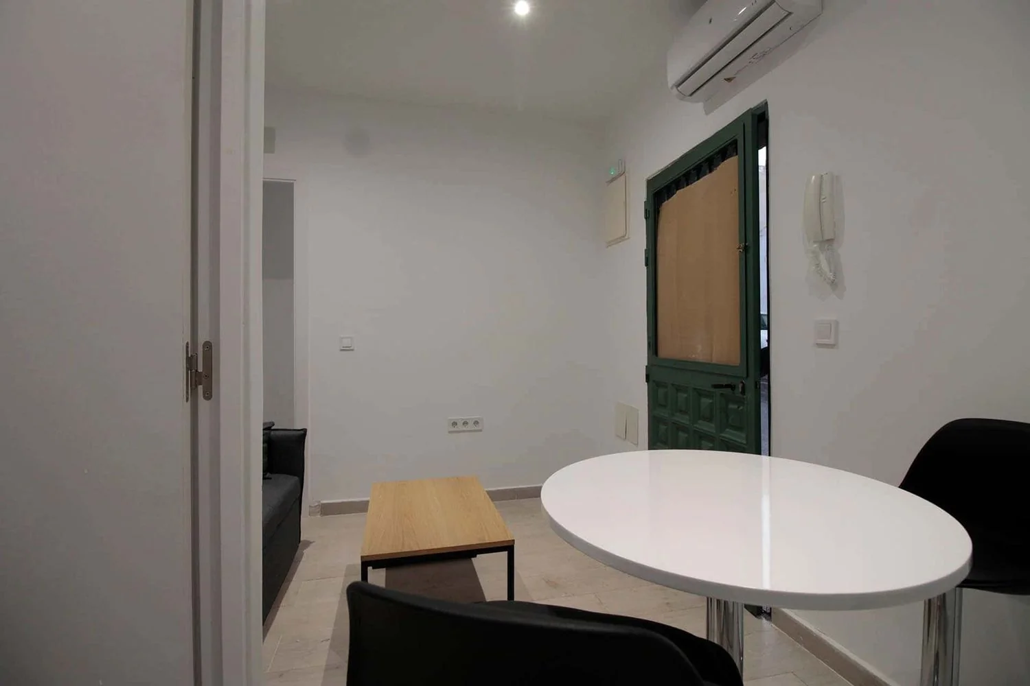 Piso en Calle de Santoña s/n, Zofío - Foto 4